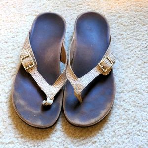 Vionic Orthaheel size 8 tan sandals